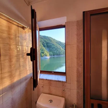 Liqeni Hotel Elbasan
