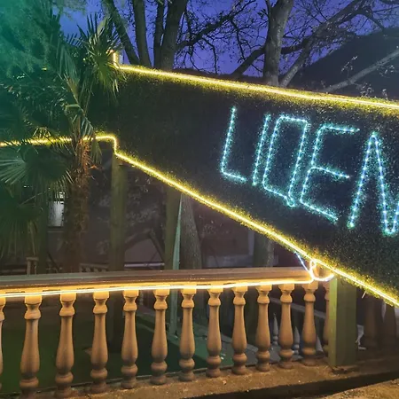 Liqeni *
