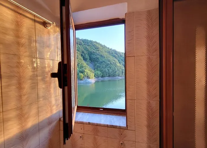 Liqeni Hotel Elbasan